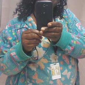 Meet your Posher, Cassandra